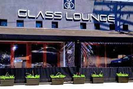 Glass-Hookah-Lounge